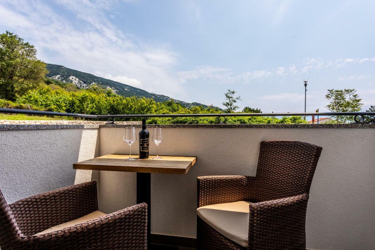 Bed & Breakfast Dosen IV Baška Екстериор снимка